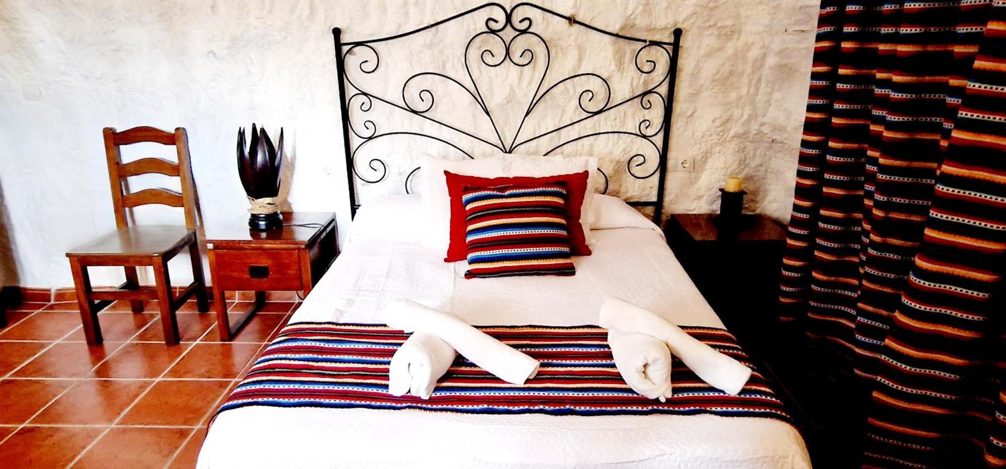 Casa Cueva Cascamorras "Capricho Andaluz" Baza Extérieur photo