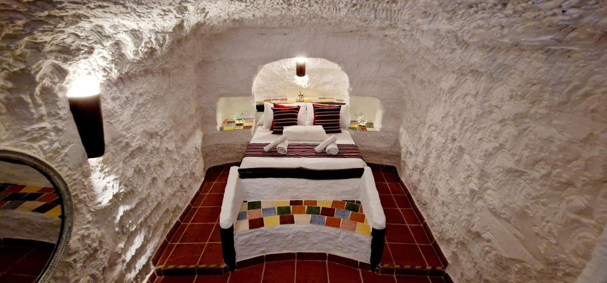 Casa Cueva Cascamorras "Capricho Andaluz" Baza Extérieur photo