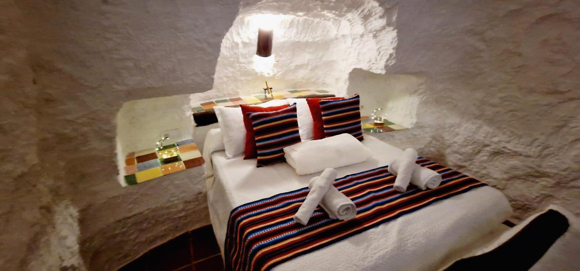 Casa Cueva Cascamorras "Capricho Andaluz" Baza Extérieur photo